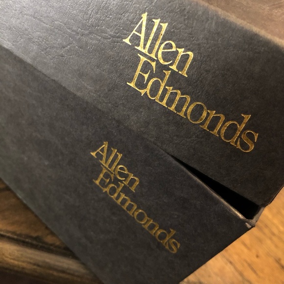 Allen Edmonds Clifton in size 13A Narrow fit. - Picture 5 of 5